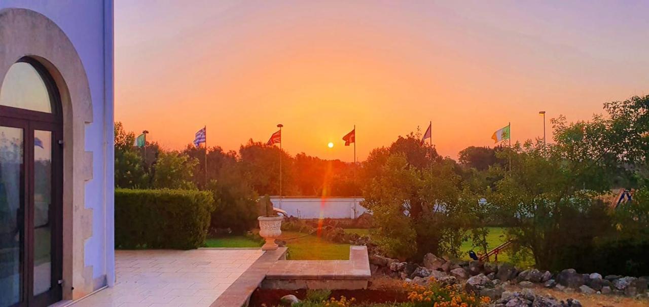 לצ'ה Griko Country Hotel מראה חיצוני תמונה