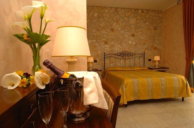 לצ'ה Griko Country Hotel מראה חיצוני תמונה